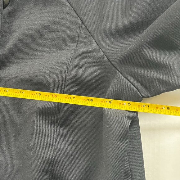 Talbots Sz 14 Black Crop Short Stretch Blazer Jacket 3 Button Swing Coat Lined - Picture 8 of 8